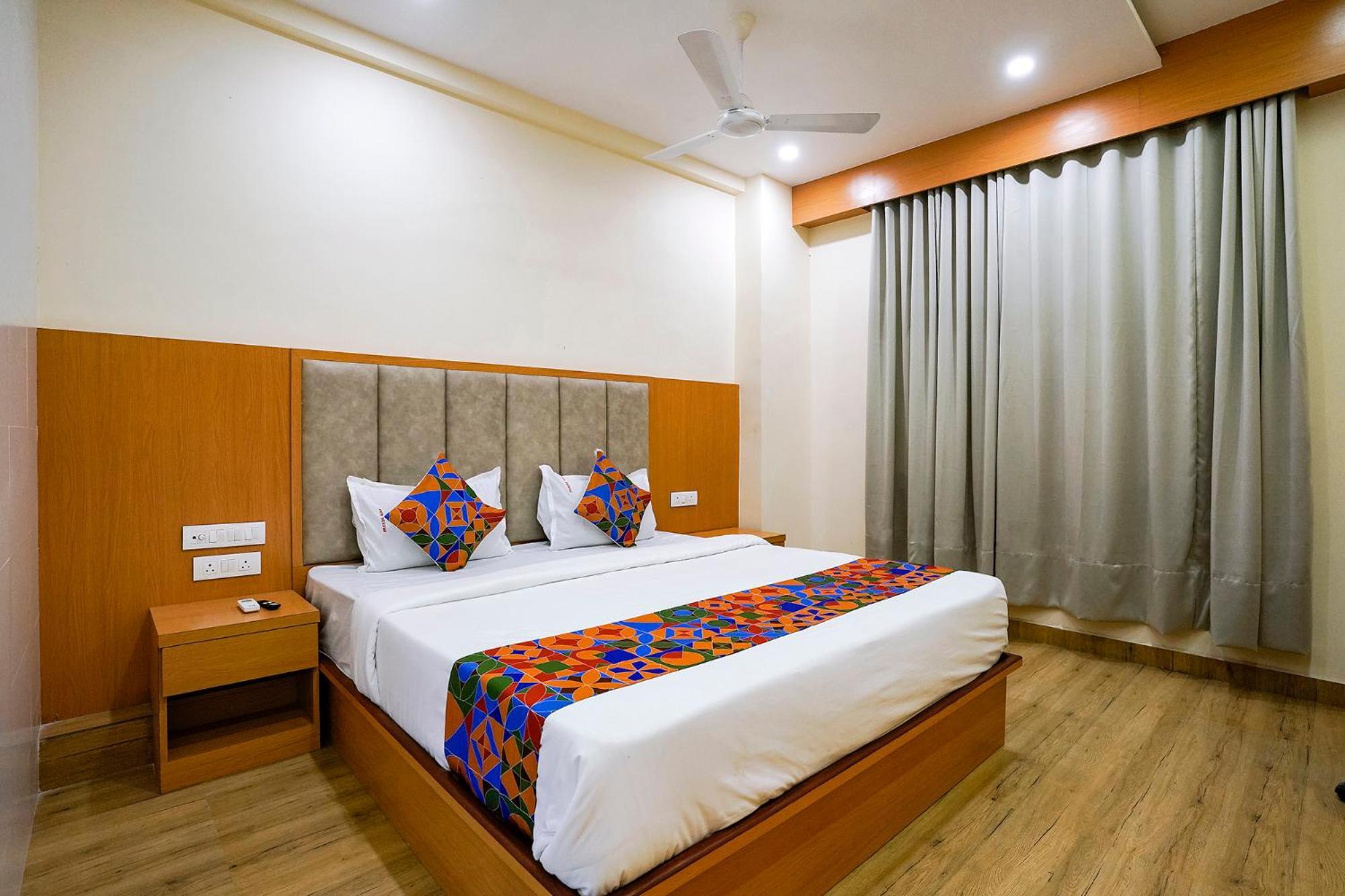 Fabhotel 7 Square - Nr Bkc Mumbai Dış mekan fotoğraf